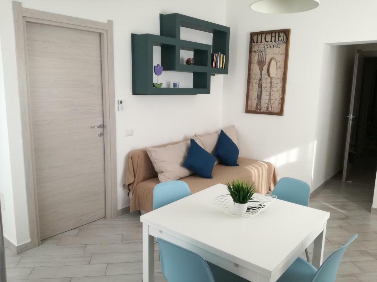 Casa Vacanze Villa Carmela Porto Torres Exterior foto